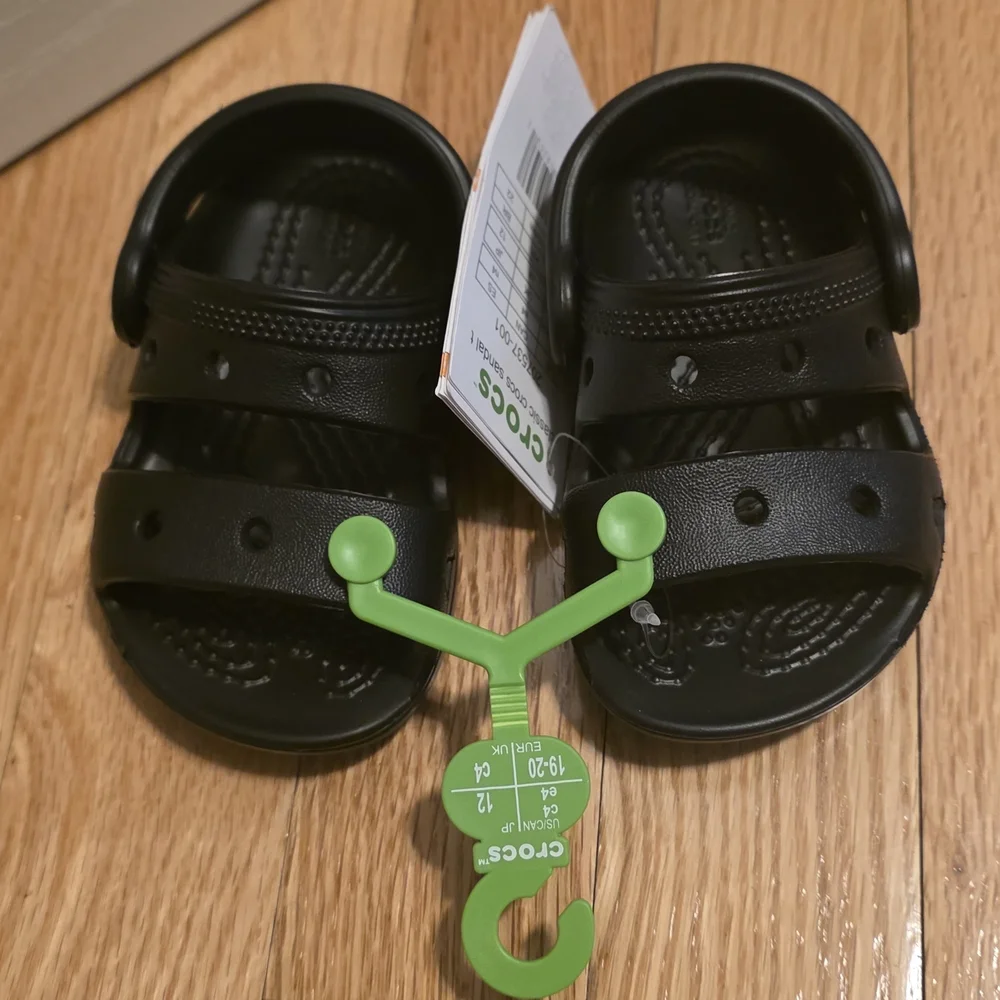 NEW CROCS Toddler C4 Classic Black Sandals - Strappy Sandals